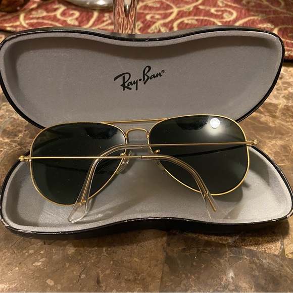 Ray Ban~ Aviator Sunglasses Gold Frames, Green Lenses UV400 Protection (UNISEX) - Picture 3 of 17